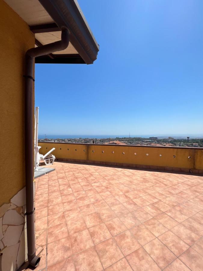 Attico Etnamare Villa กราวินา ดิ กาตาเนีย ภายนอก รูปภาพ