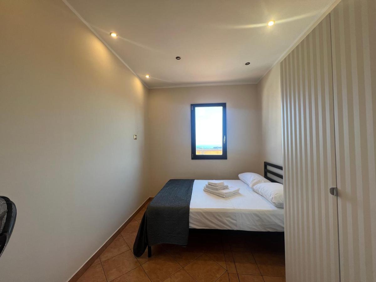 Attico Etnamare Villa กราวินา ดิ กาตาเนีย ภายนอก รูปภาพ